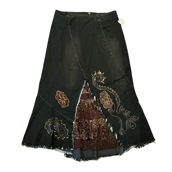 Chagall | Y2K High Waisted Green Tinted Denim Midi Skirt w/ Embroidery & Ruffles - Picture 3 of 8